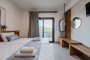 3 chambres, bureau, fer et planche à repasser, Wi-Fi gratuit