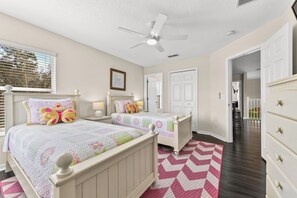 6 Schlafzimmer, Bügeleisen/Bügelbrett, WLAN, Bettwäsche