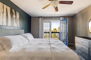 2 bedrooms, iron/ironing board, travel cot, free WiFi - Bright Coastal 2BR Apartment on Galveston West End - Relaxed Family Stay (Galveston)