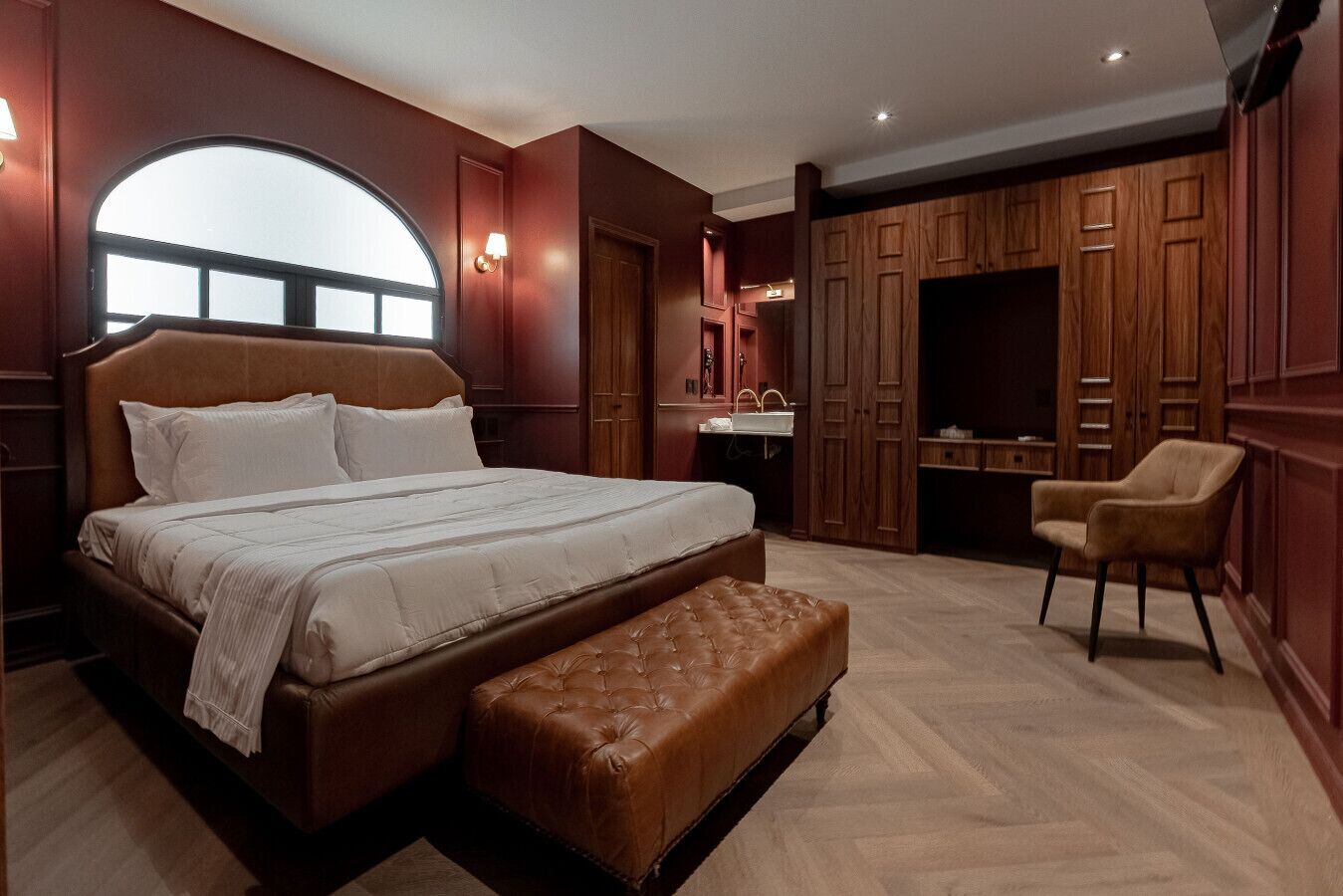 Desk, iron/ironing board, travel crib, free WiFi