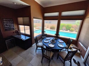 Dining - Gorgeous house with private pool/hot tub in a gated community in Bermuda Dunes. (Bermuda Dunes)