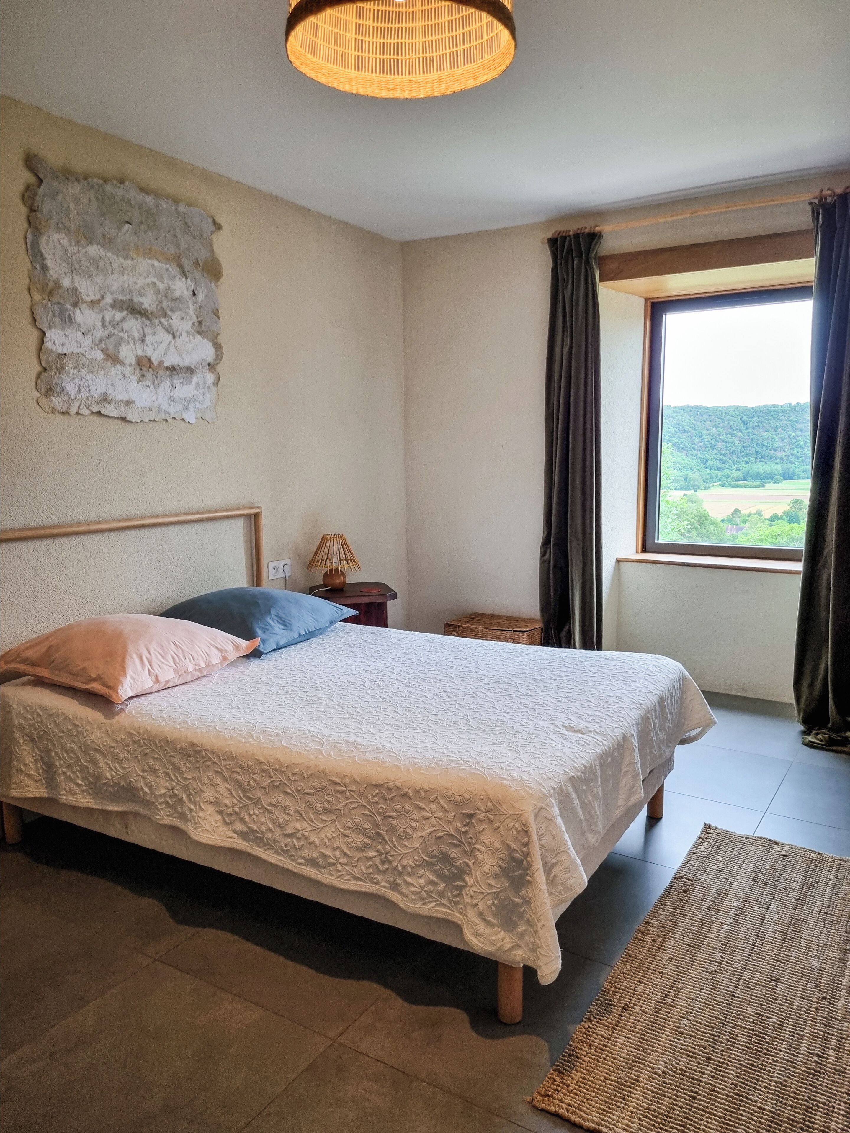 Double Room, River View | Soundproofing, iron/ironing board, free wired internet