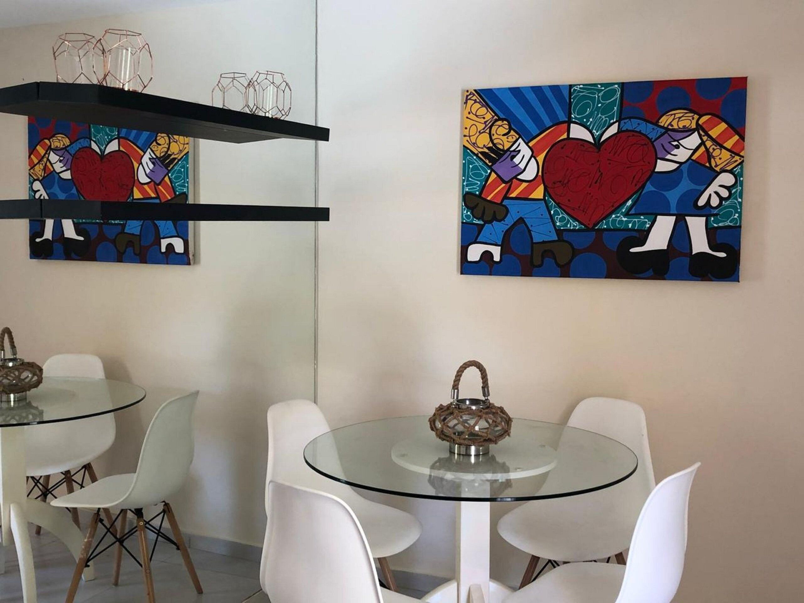 Comfort Apartment | Dining