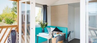 拉維爾湖景海灘小屋  