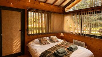 5 chambres, fer et planche à repasser, lit parapluie, Wi-Fi gratuit
