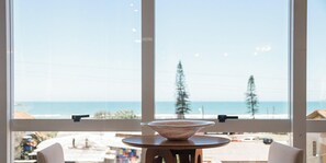 Appartement Deluxe, vue plage | Vue sur la plage/l’océan