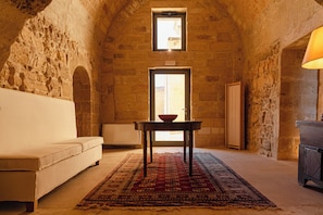 Sudah termasuk sarapan ala kontinental setiap hari