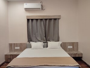 2 quartos, ferros/tábuas de passar roupa, Wi-Fi de cortesia