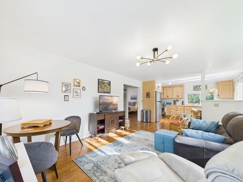 Garden Casita-Walk to Town