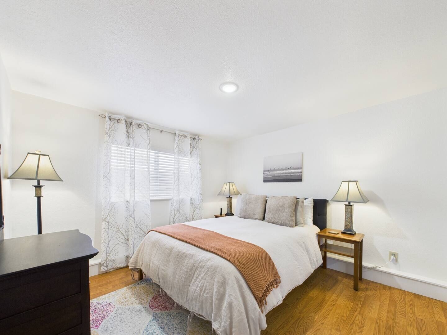 2 bedrooms, desk, iron/ironing board, free WiFi