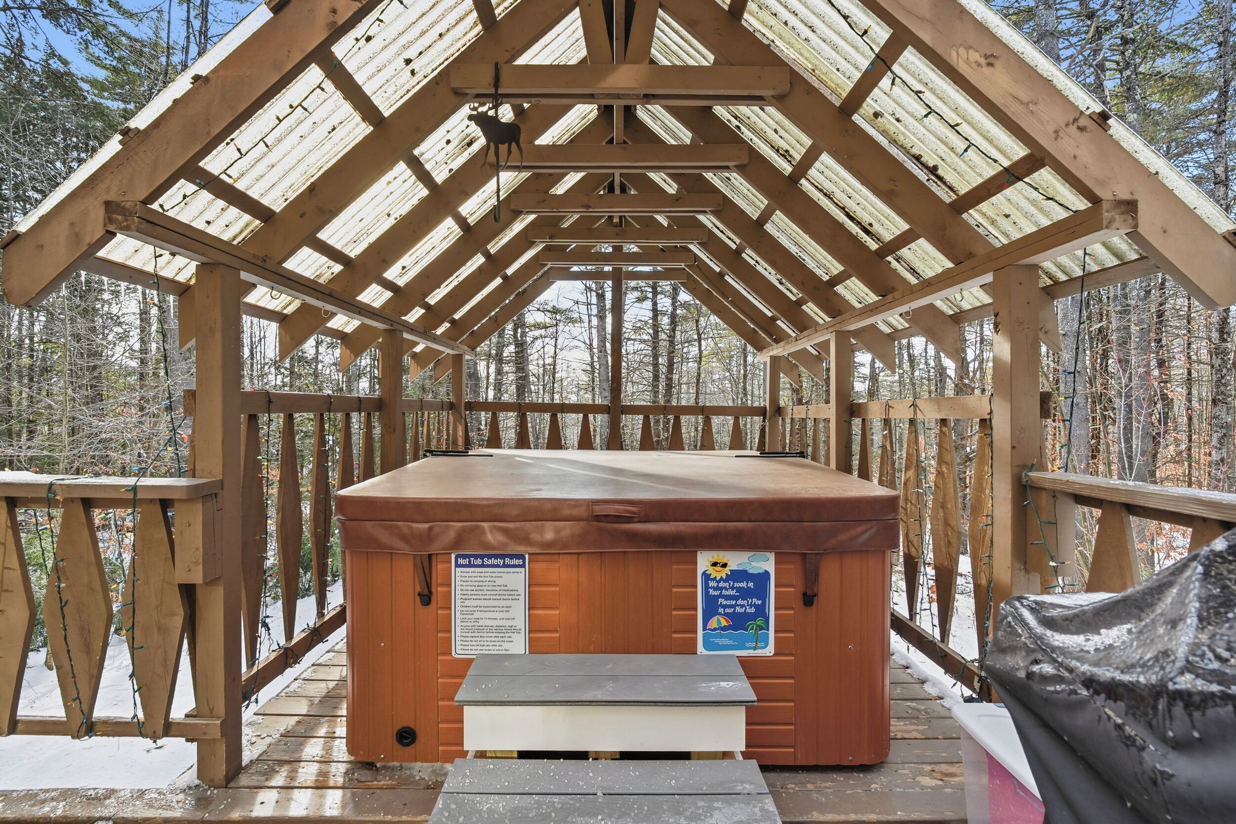 Tina de hidromasaje al aire libre