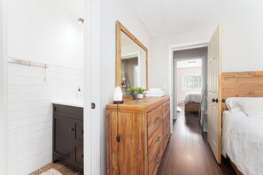 2 chambres, lit parapluie, Wi-Fi gratuit, draps fournis
