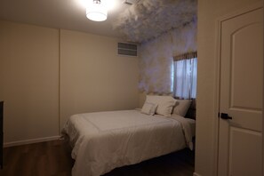 2 chambres, fer et planche à repasser, Wi-Fi gratuit, draps fournis