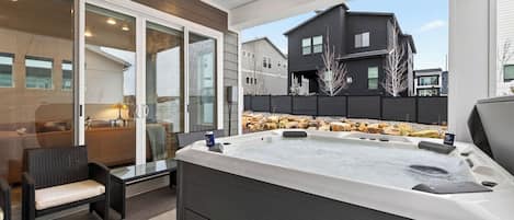 Talo (5 Bedrooms) | Sisätilat