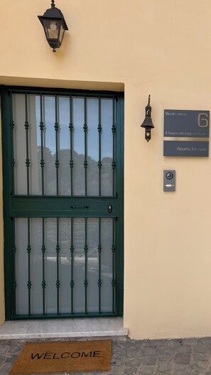 Standard Double Room, Patio, Lake View | Teres/patio