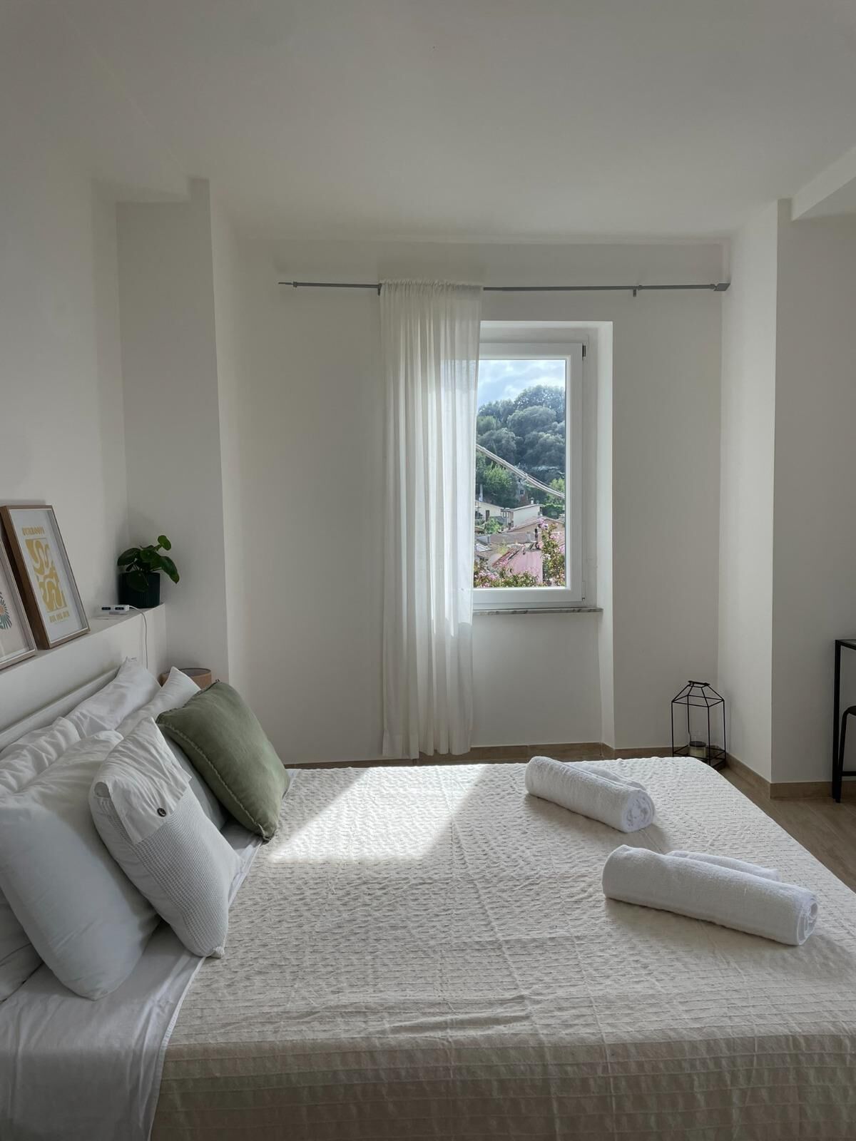 Standard-Doppelzimmer, Terrasse, Seeblick | Kostenloses WLAN, Bettwäsche