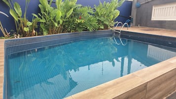 Utomhuspool