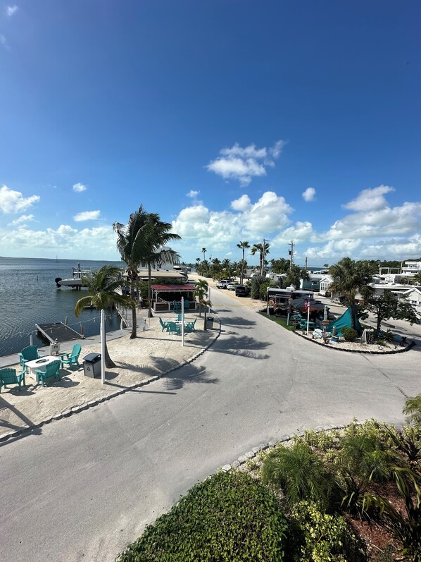 Property grounds - Cozy Trailer Retreat - Key Largo (key largo)
