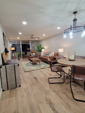 Interior - New Listing with Premier Host Luxury Meets Comfort Walk to Old Town Heated Pool (SCOTTSDALE)