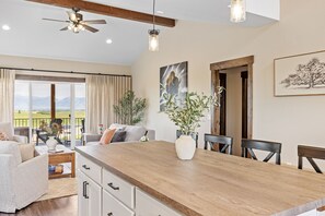 Interior - New! Modern Retreat, Mountain Views, Ski, Hike, Fireplace 10 mi downtown Bozeman (Bozeman)