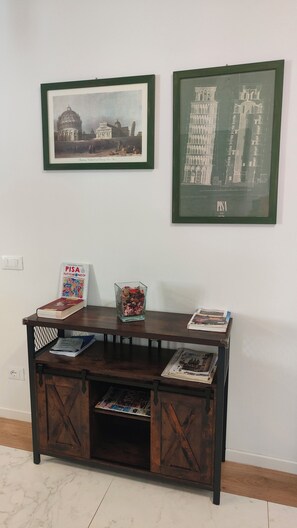 Superior Apartment, Balcony, Courtyard View | Living area - L'ANGOLO DI GALILEO (Pisa)