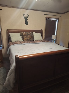3 chambres, fer et planche à repasser, accès au Wi-Fi (inclus)