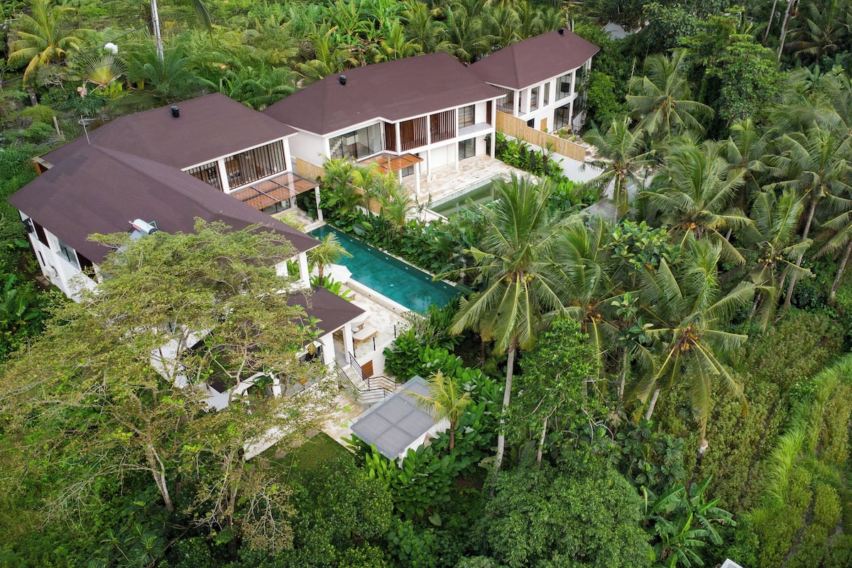 5br Kencana Villa with Private Pool | Alberca privada