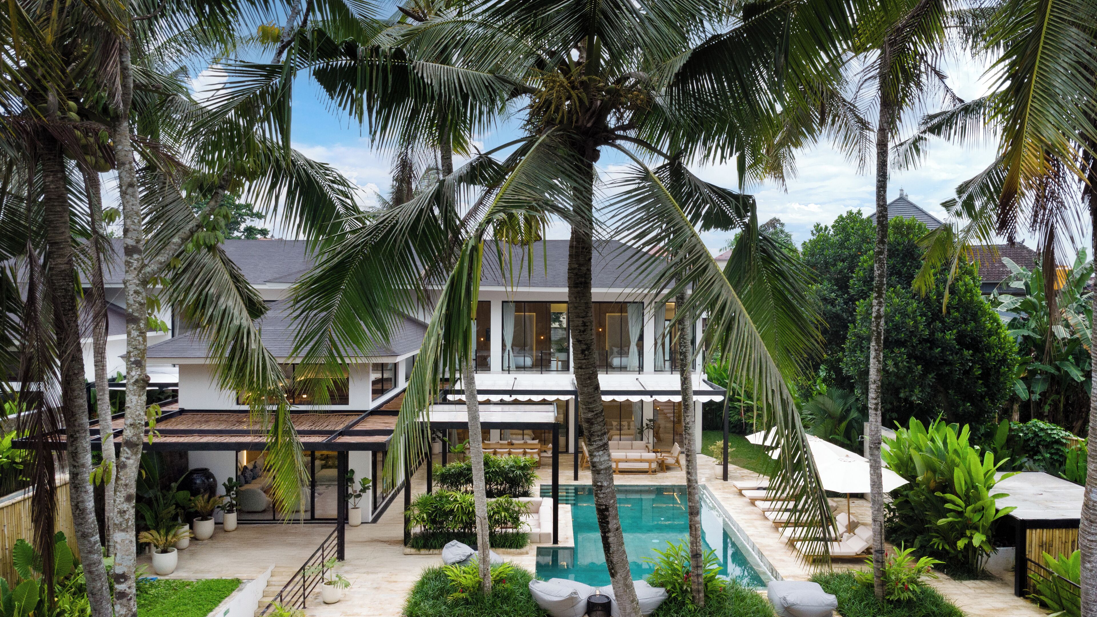 5br Candra Villa with Private Pool | Alberca privada