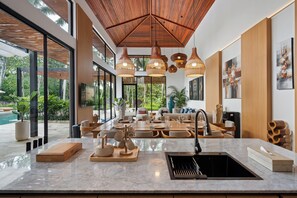 Luxury-Villa, 5 Schlafzimmer, eigener Pool | Wohnzimmer