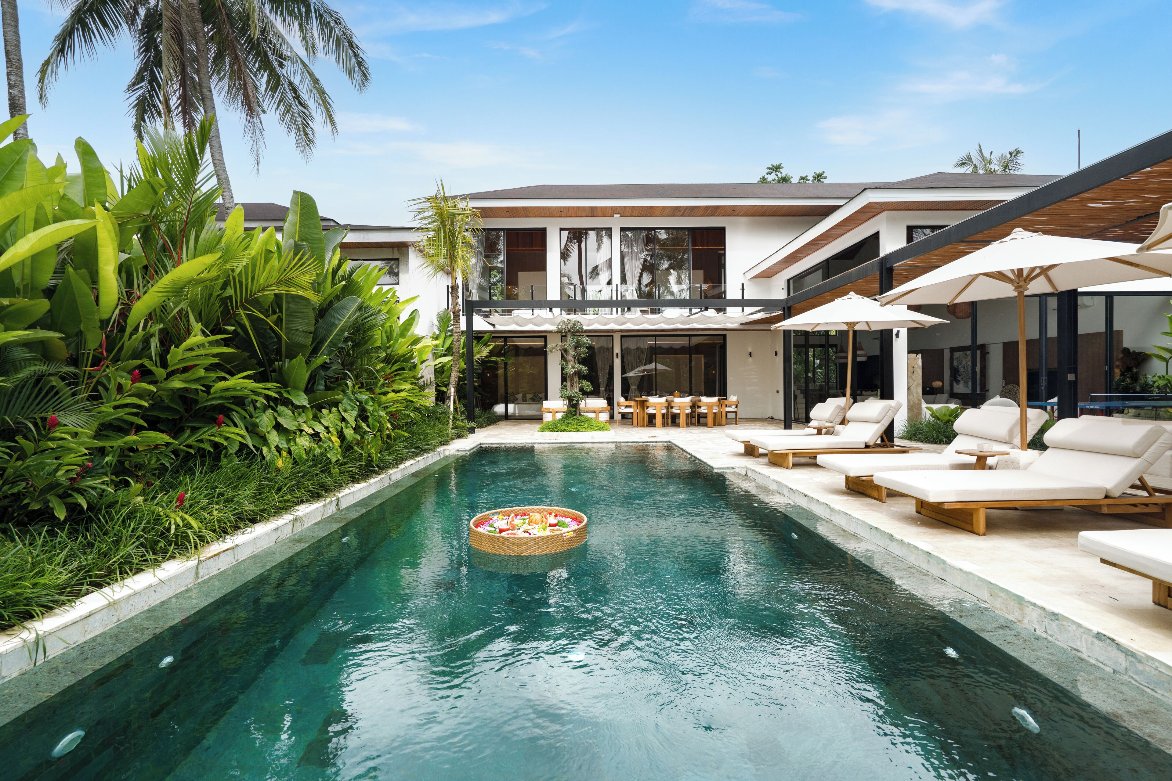 Vil·la sènior | Piscina privada