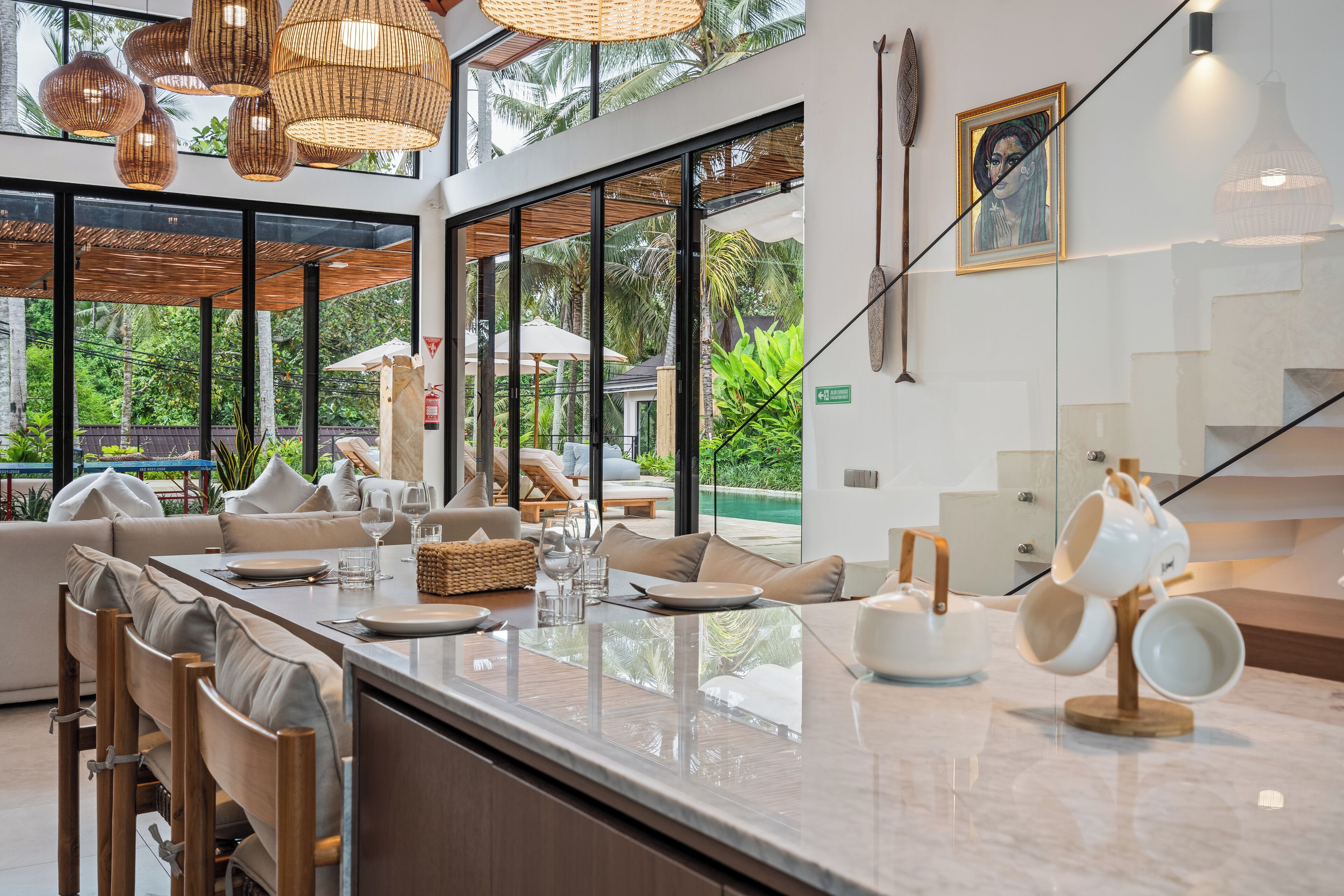 Senior Villa, 4 Bedrooms, Private Pool | In-room dining