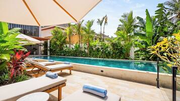 7 piscinas al aire libre, sombrillas, tumbonas