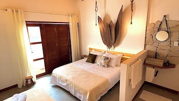 Standard trippelrum - icke-rökare | Skrivbord, arbetsyta för laptop och gratis wi-fi