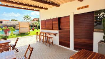 Tempat makan outdoor