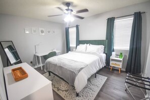 Free WiFi - The Zen Den 2BR/1.5BA near Med Center (San Antonio)