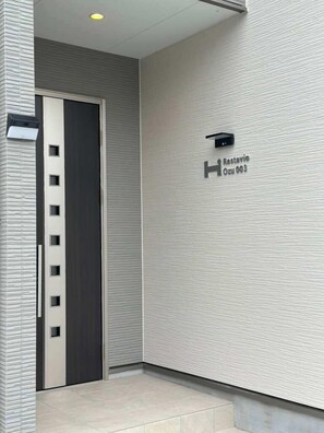 تفاصيل الفندق من الخارج