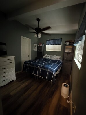 1 Schlafzimmer, WLAN, Bettwäsche