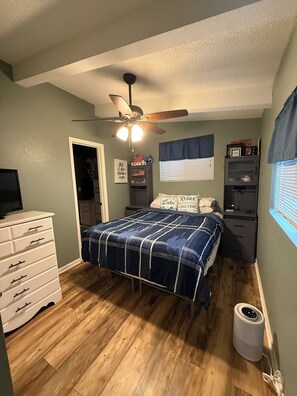 1 Schlafzimmer, WLAN, Bettwäsche