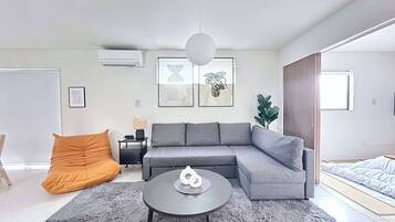 Televisie en een kantoor