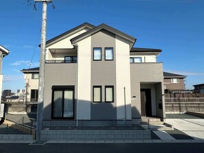 Exterior - defaultName (Ozu)