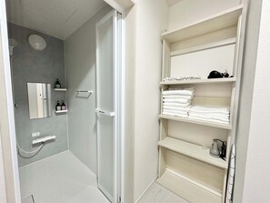 Bathroom - defaultName (Ozu)