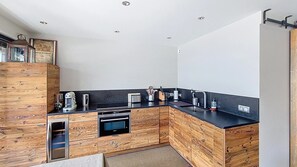 Private kitchen - 1 RR6279 -Apartment rental near the slopes – 3 bedrooms – Rochebrune (Megève)