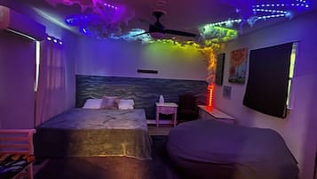 4 chambres, fer et planche à repasser, Wi-Fi, draps fournis