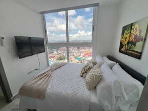 Apartment, 2 Bedrooms, Accessible | 2 bedrooms - Executive Apartment on Balboa Avenue (Panama City)