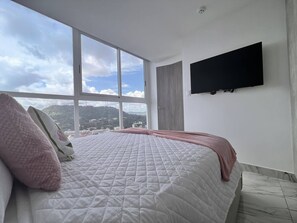 Apartment, 2 Bedrooms, Accessible | 2 bedrooms - Executive Apartment on Balboa Avenue (Panama City)