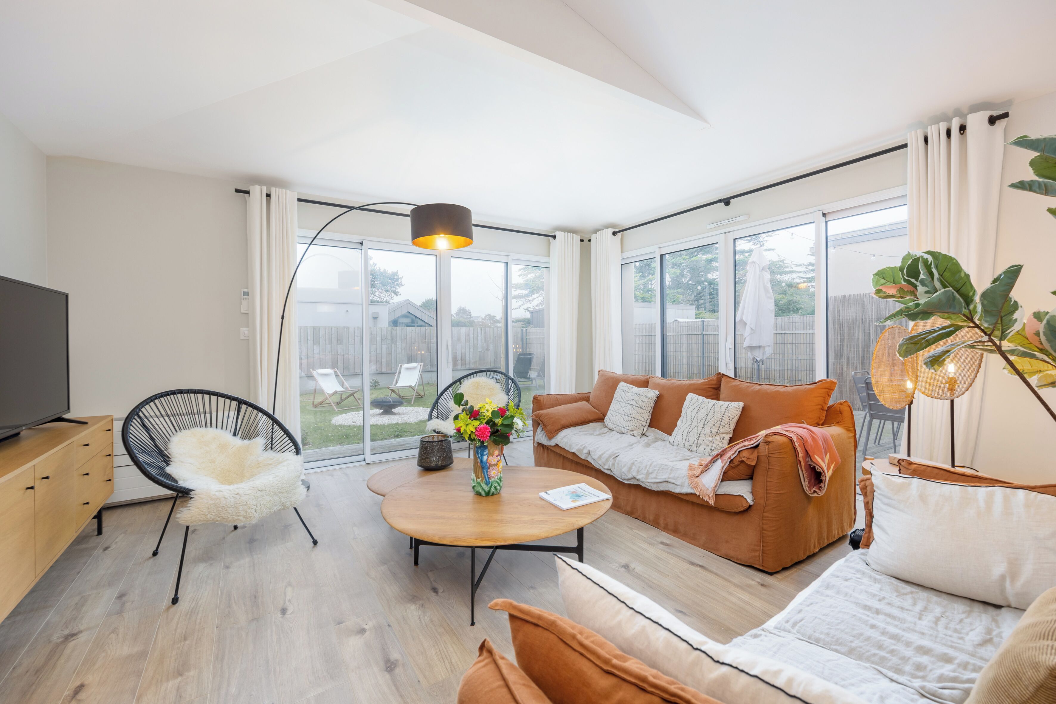 Smart-TV, Stereoanlage