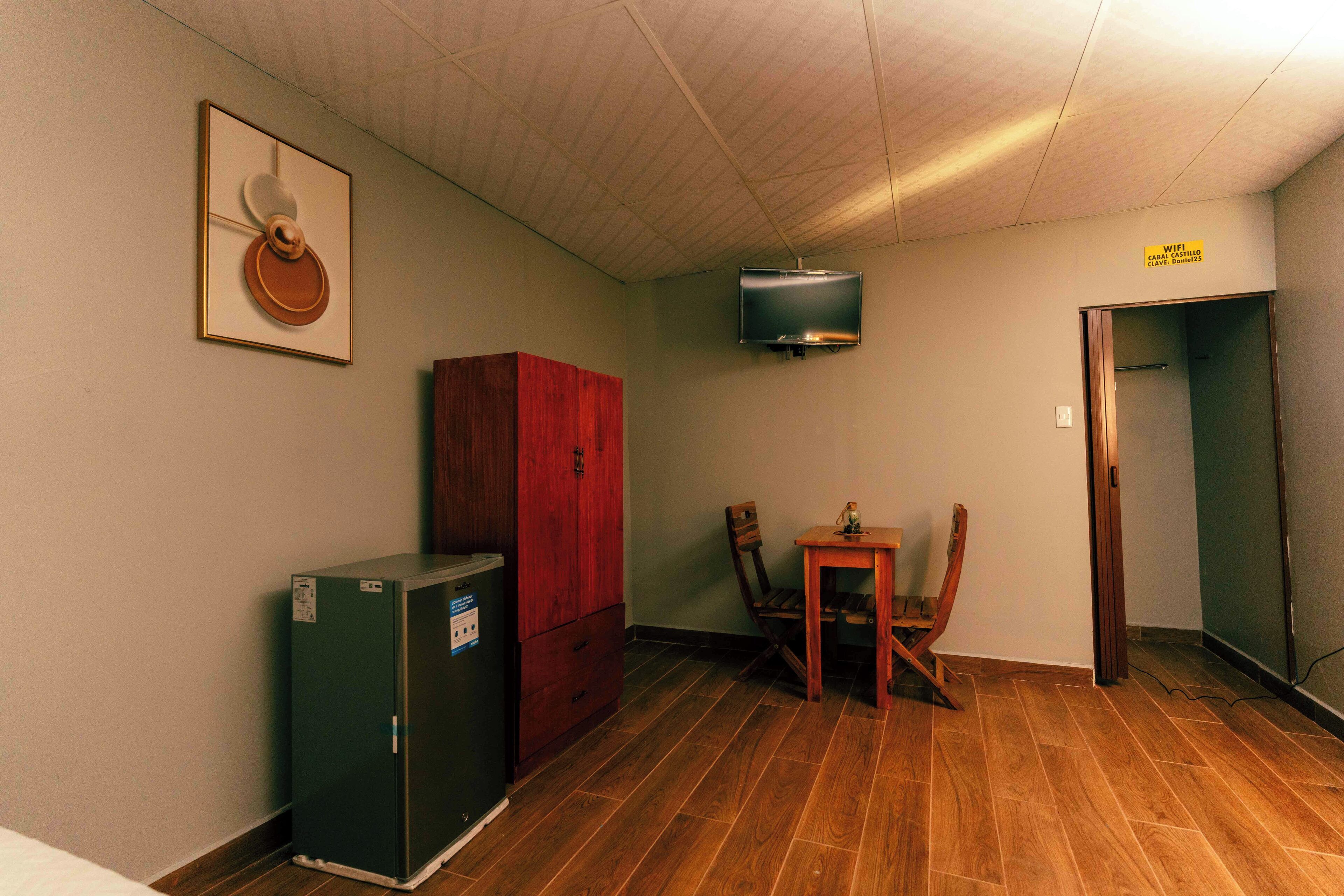 Desk, laptop workspace, free WiFi