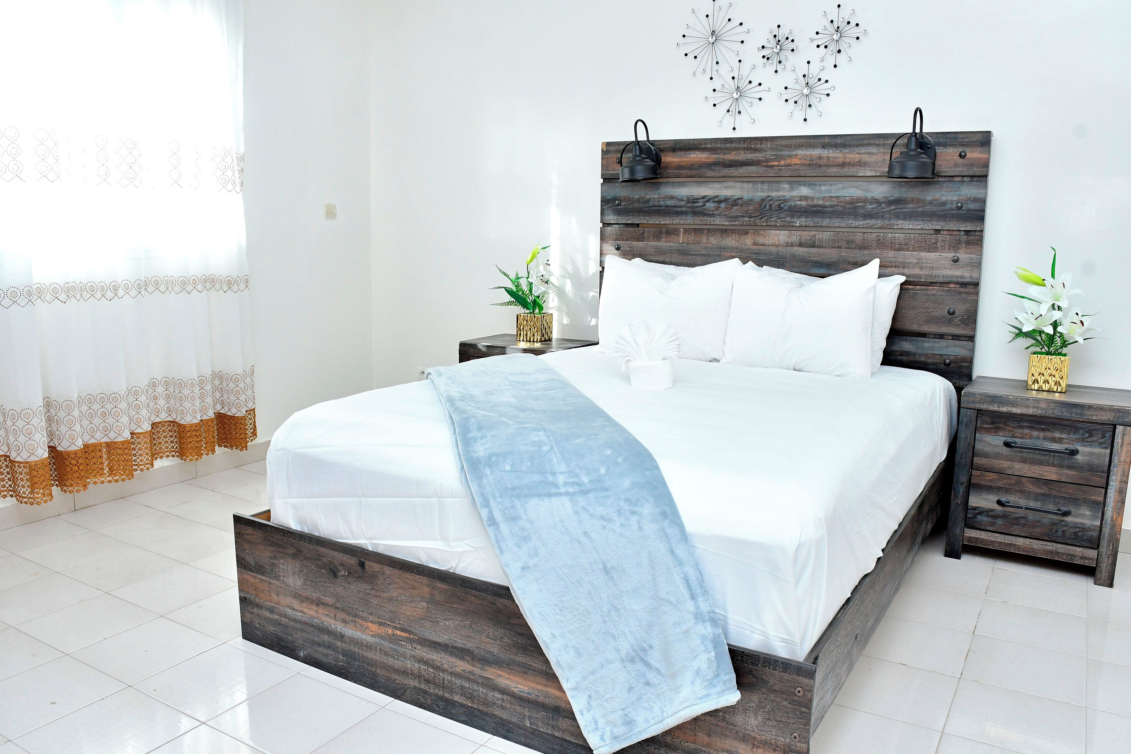 3 habitaciones, tabla de planchar con plancha y wifi gratis 