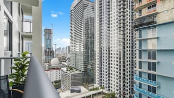 Studio | Uitzicht vanaf balkon