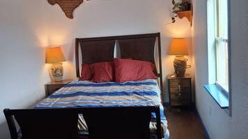 3 bedrooms, bed sheets, wheelchair access